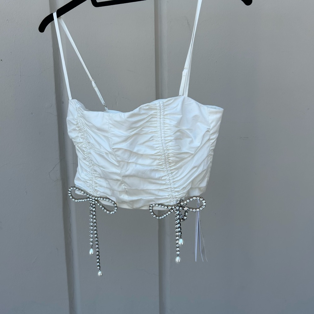 Area bow white diamond crop tank top size S NWT